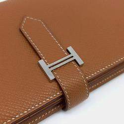 مملوكة مسبقًا محفظة هيرمس بين جلد بني طويل