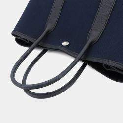 مملوكة مسبقًا هيرمس غاردن بارتي توت بي تي إم جلد تويلي ميلتير أزرق بحري بحجم 