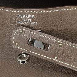 مملوكة مسبقًا Hermes Etoupe Gray Togo Kelly 40 Retourne 2way Shoulder Handbag