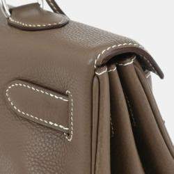 مملوكة مسبقًا Hermes Etoupe Gray Taurillon Clemence Shoulder Kelly Handbag