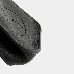 مملوكة مسبقًا Hermes Noir Clemence Evelyne TPM 16