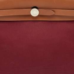 مملوكة مسبقًا حقيبة هيرمس هيرباغ زيب 31 كانفاس إتش/إبيين وجلد أحمر 