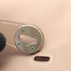 مملوكة مسبقًا Hermes Lindy 26 Argile Swift Leather Shoulder Bag