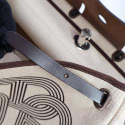 مملوكة مسبقًا Hermes Ecru/Noir Canvas Herbag Cabine