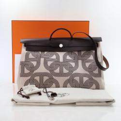 مملوكة مسبقًا Hermes Ecru/Noir Canvas Herbag Cabine