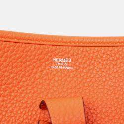 مملوكة مسبقًا Hermes Orange Clemence Evelyne III GM