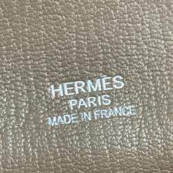مملوكة مسبقًا Hermes Gypsiere 34 Two-Tone Crossbody Flap Shoulder Bag In Taurillon Clemence Leather  Etoupe Gold  Gray And Brown