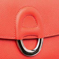مملوكة مسبقًا Hermes Red Epsom Cherche Midi Clutch 22