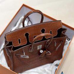 Pre Owned Hermes Gold Birkin 25 Matte Crocodile with Palladium Finish Hardware