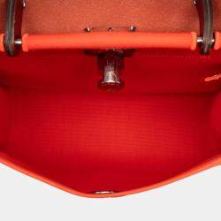 مملوكة مسبقًا Hermes Orange Red Toile Herbag Zip 31