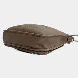 مملوكة مسبقًا حقيبة هيرمس إيفلين الثالث كليمونس بني بي إم