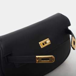 مملوكة مسبقًا Hermes Kelly Moove Black Leather Bag