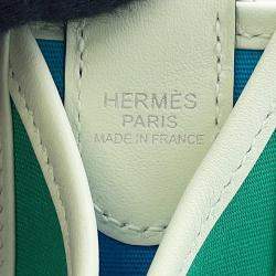 مملوكة مسبقًا Hermes Neo Evelyne Menthe/Blue Azteque/Vert Fizz Toile Officier Swift Leather Size PM