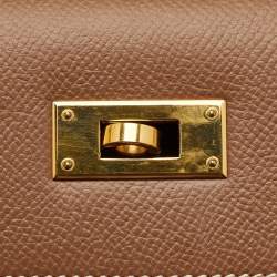 Pre Owned Hermes Kelly Sellier 28 Gold Finish Gold Courchevel Leather Top Handle Bag