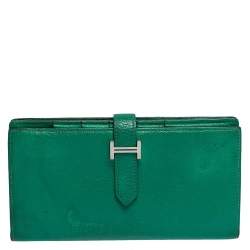Pre Owned Hermes Menthe Chevre Leather Bearn Gusset Wallet