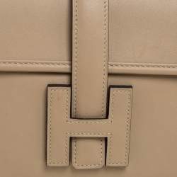 مملوكة مسبقًا Hermes Poussiere Swift Leather Elan 29 Jige Clutch