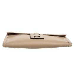 مملوكة مسبقًا Hermes Poussiere Swift Leather Elan 29 Jige Clutch