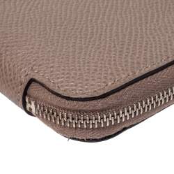 مملوكة مسبقًا Hermes Taupe Epsom Leather Zip Around Compact Wallet