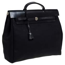 مملوكة مسبقًا Hermes Black Canvas and Leather Herbag Zip 39 Bag