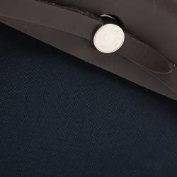 مملوكة مسبقًا حقيبة هيرمس هيرباغ جلد وكانفاس أزرق كحلي/ بني بسحاب 31