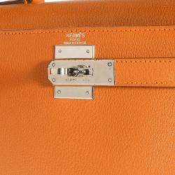 مملوكة مسبقًا Hermes Orange Chevre Leather Sellier Kelly 28 Bag