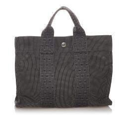 مملوكة مسبقًا Hermes Grey Canvas Fabric Herline PM Tote Bag