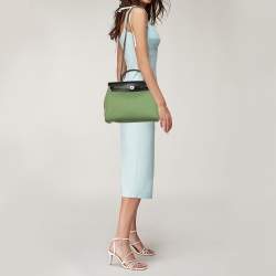 مملوكة مسبقًا حقيبة هيرمس هيرباغ  31 جلد وكانفاس كروشيه/أخضر كاكي بسحاب 