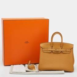 Hermes Natural Sable Togo Leather Gold Hardware Birkin 25 Bag