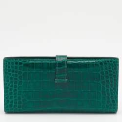 Pre Owned Hermes Vert Emeraude Shiny Alligator Leather Bearn Wallet