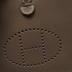 Pre Owned Hermès Etoupe Taurillon Clemence Leather Evelyne TPM 16 Bag