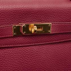 Hermes Rouge Grenat Togo Leather Gold Finish Kelly Retourne 28 Bag
