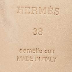 Pre Owned Hemes White Leather Encens Sandals Size 38