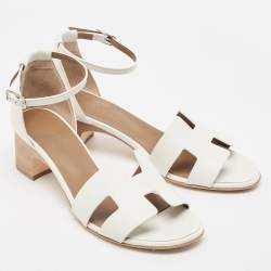 Pre Owned Hemes White Leather Encens Sandals Size 38