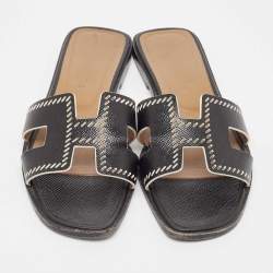 مملوكة مسبقًا Hermes Black Leather Oran Flat Sandals Size 37.5