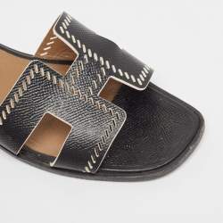 مملوكة مسبقًا Hermes Black Leather Oran Flat Sandals Size 37.5