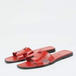 Pre Owned Hermes Red Patent Leather Oran Flat Sandals Size 38.5