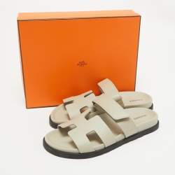 مملوكة مسبقًا Hermes Grey Leather Chypre Flats 39