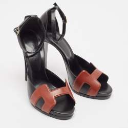 Pre Owned Hermes Black/Brown Leather Initiale Sandals Size 40