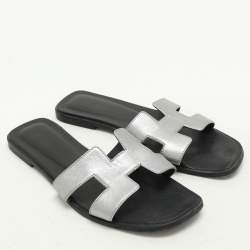 Hermes Silver Leather Oran Flat Slides Size 38.5