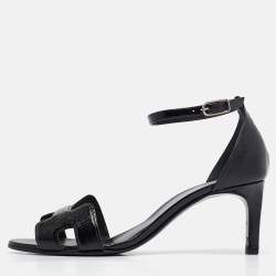 مملوكة مسبقًا Hermes Black Patent Leather Premiere 70 Ankle Strap Sandals Size 37.5