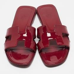Pre Owned Hermes Burgundy Patent Leather Oran Flat Slides Size 36