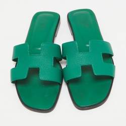 Pre Owned Hermes Green Leather Oran Flat Slides Size 35.5