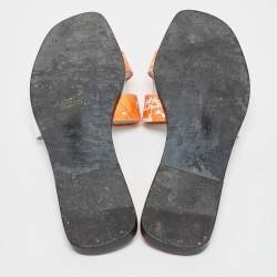 Pre Owned Hermes Orange/White Leather Peinture Fraîche Oran Flat Sandals Size 40