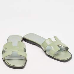 Hermes Green Patent Leather Oran Flat Slides Size 38.5