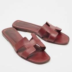 Pre Owned Hermes Burgundy Leather Oran Flat Sandals Size 40.5