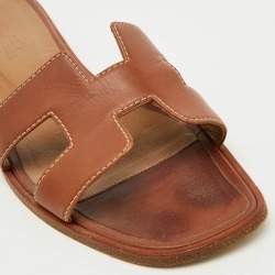 Pre Owned Hermes Brown Leather Oran Flat Slide Sandals Size 38.5