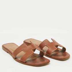 Pre Owned Hermes Brown Leather Oran Flat Slide Sandals Size 38.5