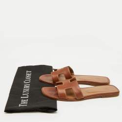 Pre Owned Hermes Brown Leather Oran Flat Slide Sandals Size 38.5