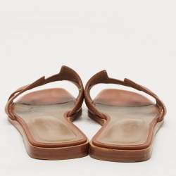 مملوكة مسبقًا Hermes Brown Leather Oran Flat Slides Size 39