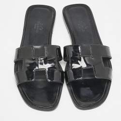 Pre Owned Hermès Black Patent Leather Oran Flat Slides Size 37